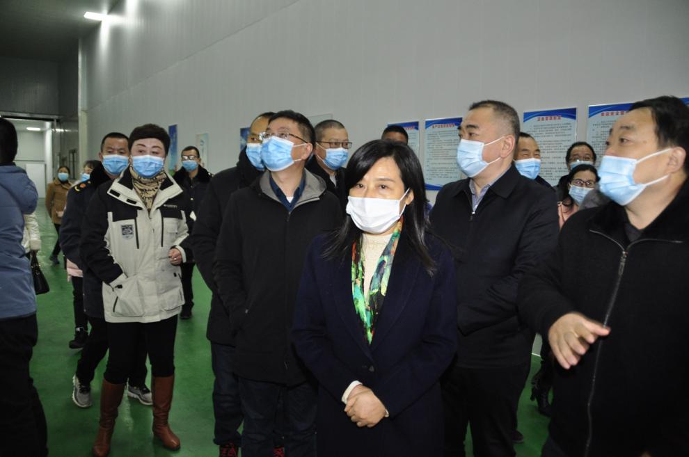 赤壁市政协委员视察督办食品、电梯安全工作