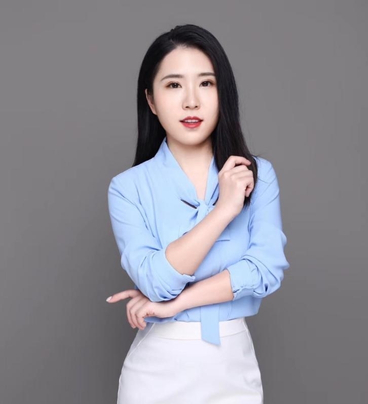 <strong>学为人师，行为世范</strong>